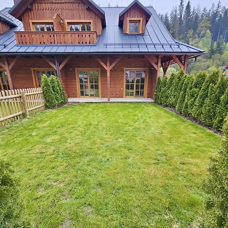 Apartman 8, Jezerne Velké Karlovice エクステリア 写真
